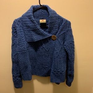 Light blue merino Irish wool sweater size small